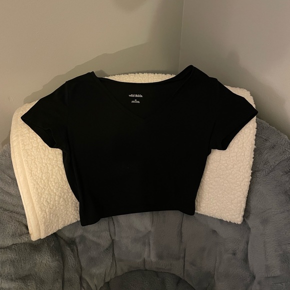 wild fable v neck crop top - Picture 1 of 2
